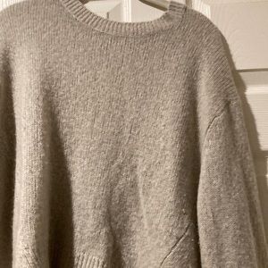 Cashmere grey sweater